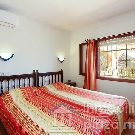 Вилла Con Piscina Privada Maryvilla 4508